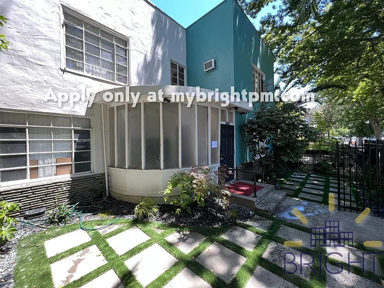 1709 Capitol Ave — Photo 3