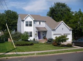 43 Roosevelt Pl, Somerville, NJ 08876