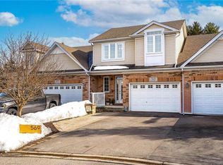 569 Grasslands Ct, Waterloo, ON N2V2R5