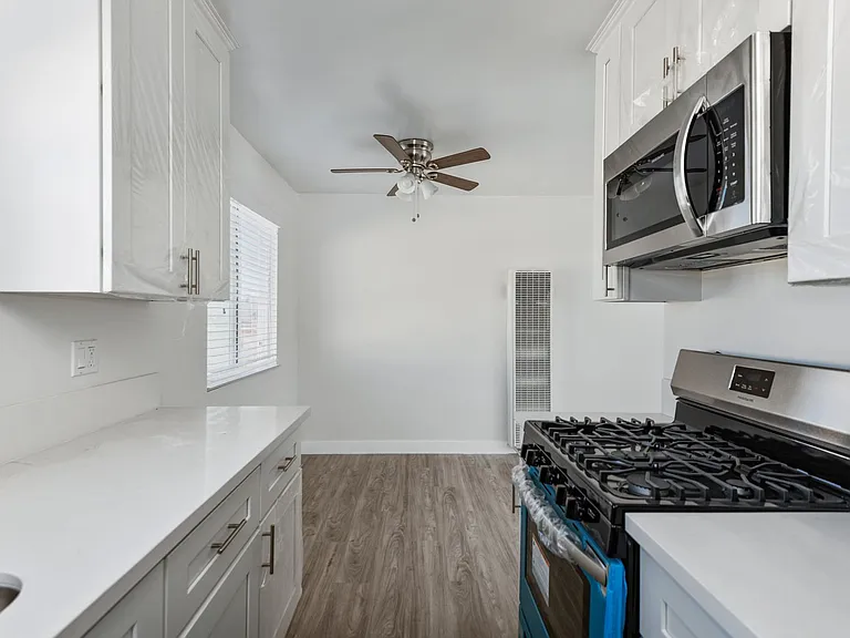 1408 S Saint Andrews Pl — Photo 26