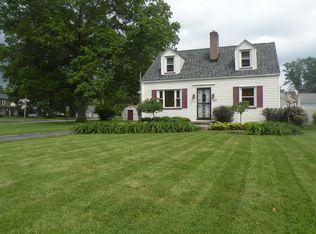 3905 Hopkins Rd, Youngstown, OH 44511