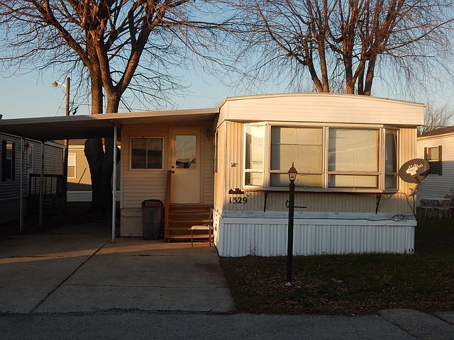 2nd image of 1329 Lauren Dr