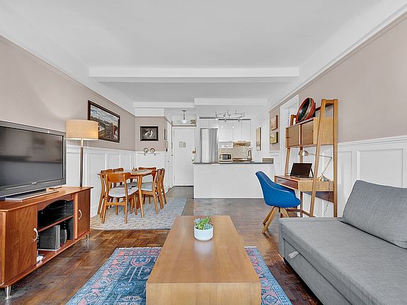 2nd image of 235 W 102nd St APT 7G