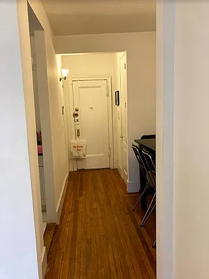 Rented by Metropolitan Property Group | media 33