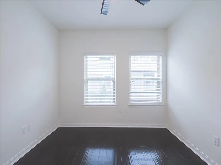 1113 Bunton St — Photo 14