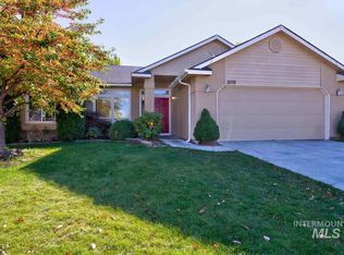 2078 N Arrow Wood Ave, Meridian, ID 83642