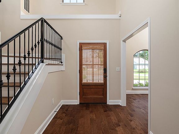 2nd image of 1702 Rhetts Dr