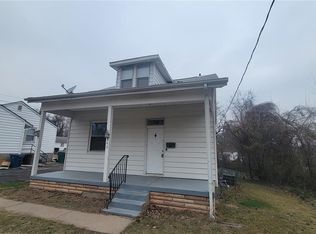 343 Midridge Dr, Saint Louis, MO 63137