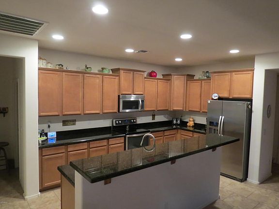 5th image of 9338 N 184th Ave