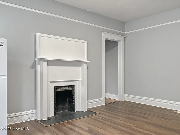 327 Ellis St #A — Photo 6
