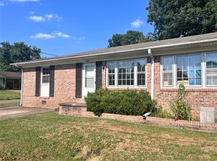 402 Parrish St, Martin, TN 38237