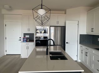 60 Sage Hill Grn NW #410, Calgary, AB T3R0H3