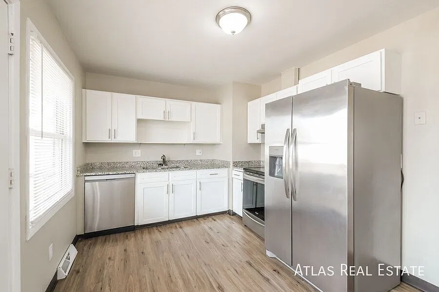 Charming 4 Bedroom, 2 Bathroom Home for Rent in Longmont, CO - Your Perfect Home Awaits! — Photo 4