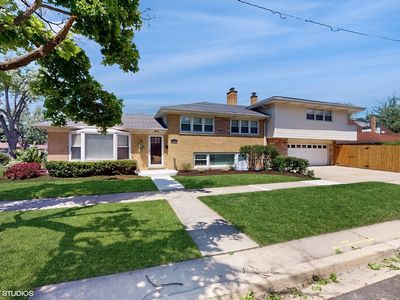 1557 Highridge Pkwy, Westchester, IL, 60154