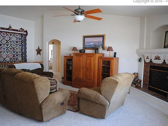 4th image of 8884 Towner Ave