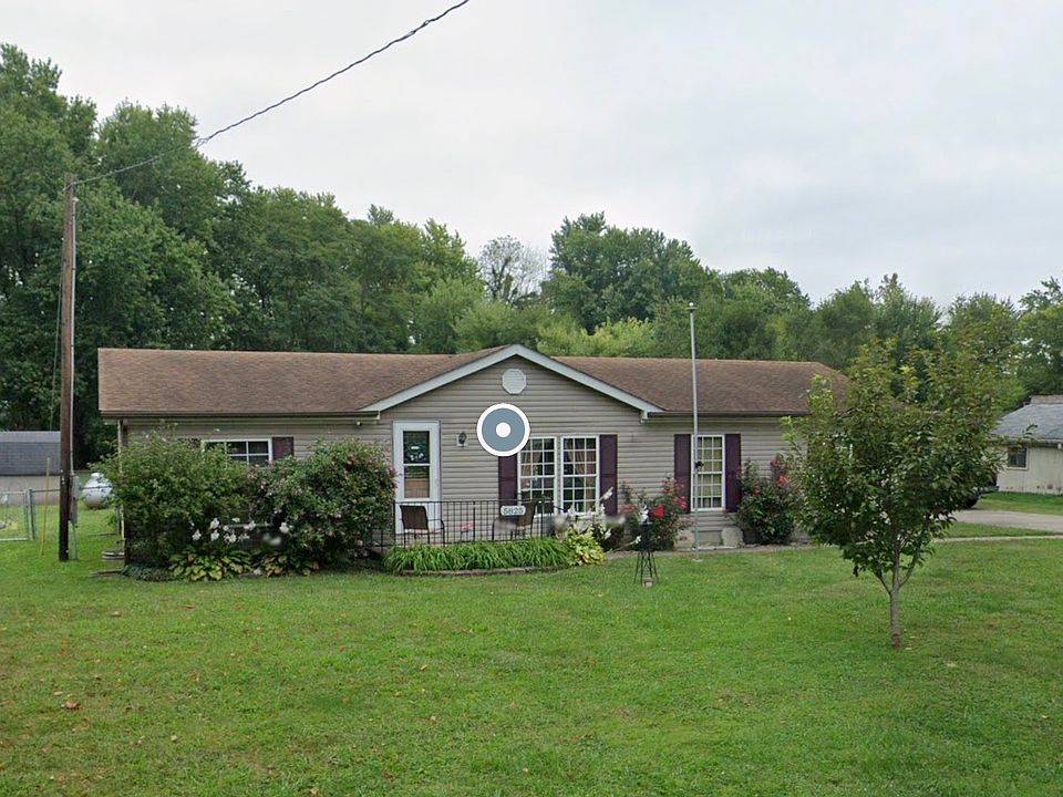 2nd image of 5825 Mason Ln