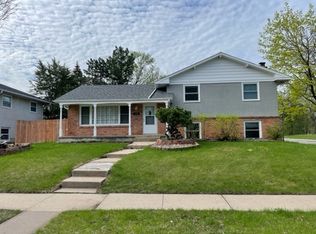 2150 Edgebrook Ave, Saint Paul, MN 55119