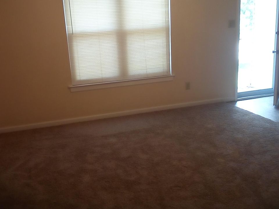 1st image of 6218 Shadowbrook Dr