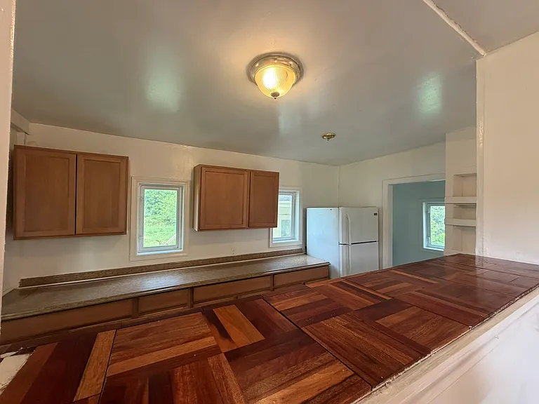1547 Underwood Rd — Photo 17