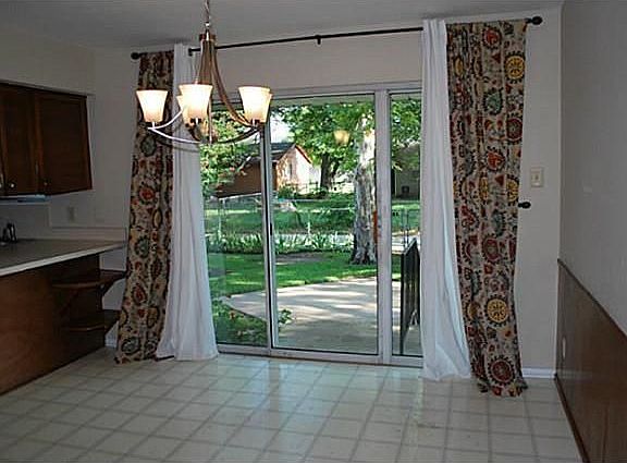 4th image of 533 Royal Crest Dr