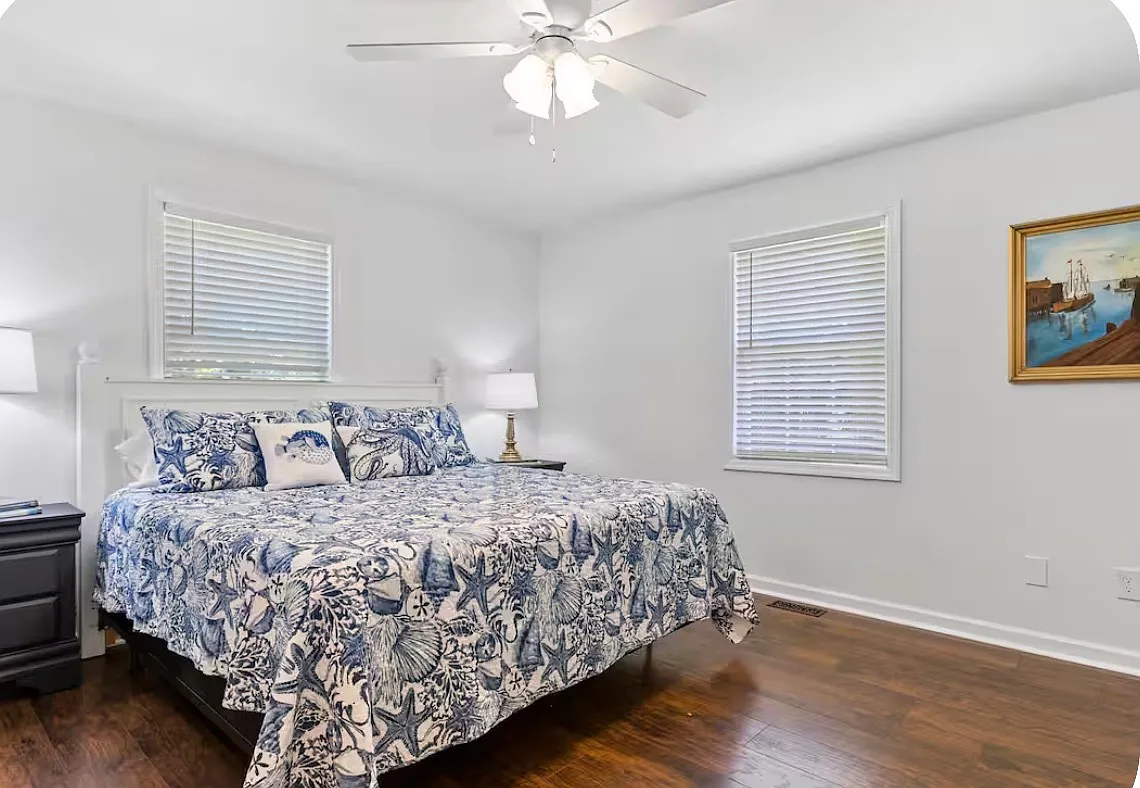 3 bed, 1.5 bath, 1280 sqft, $2,950 — Photo 4