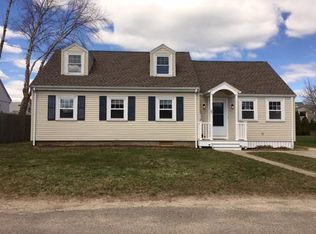67 Packard Ave, Hull, MA 02045