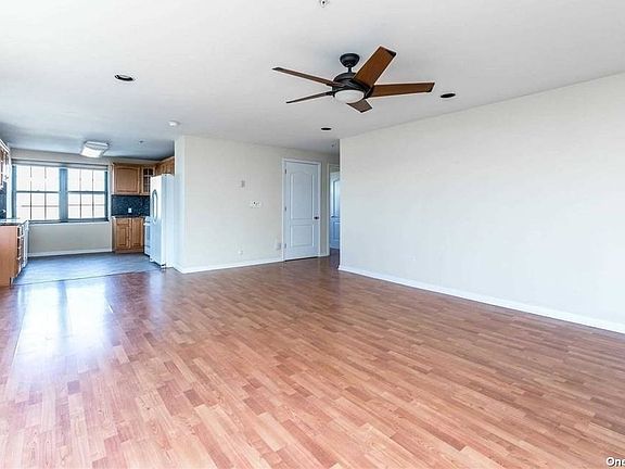 2nd image of 26 W Broadway APT 401