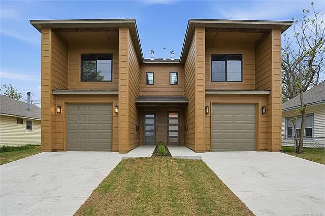 2 bed, 2.5 bath, 3200 sqft, $1,800 — Photo 1