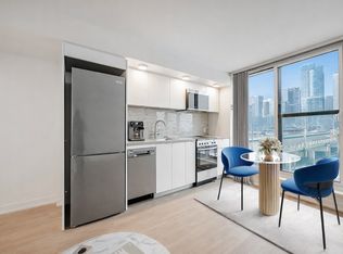 350 North Queens Quay West (Phase IV), Toronto, ON M5V 3A7