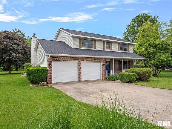 2nd image of 900 Monarch Dr