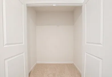3 bed, 2.5 bath, 1418 sqft, $1,700 — Photo 3