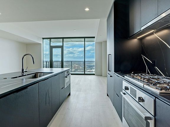 3rd image of 44 East Ave #3202