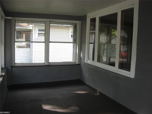 3rd image of 2848 Audrena Ct