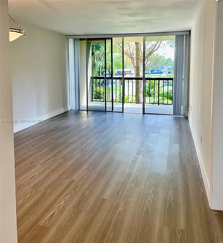 10835 SW 112th Ave #212 Photo 1