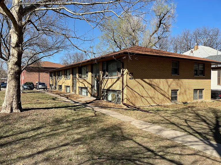 1024 E St #9 — Photo 8