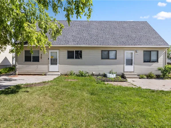 2130 E Caulder Ave, Des Moines, IA 50320