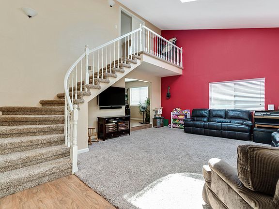 2nd image of 25656 Bellemore Dr