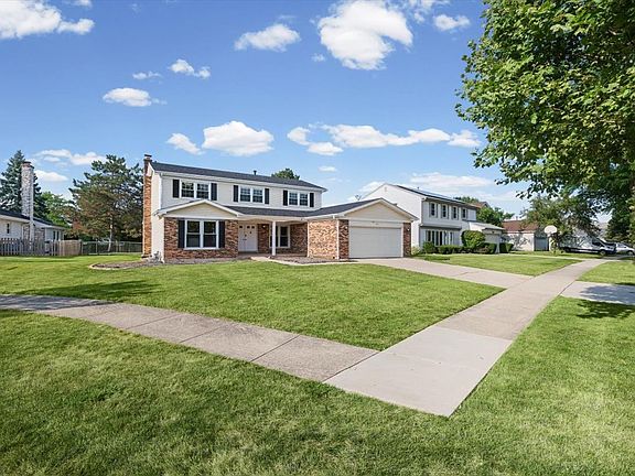 3rd image of 410 Thompson Blvd