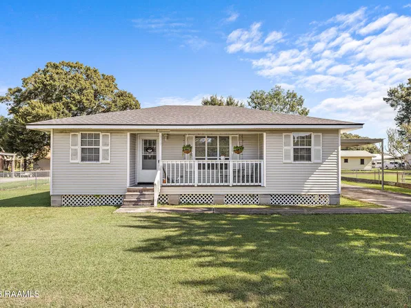 313 Timic Dr, Breaux Bridge, LA 70517