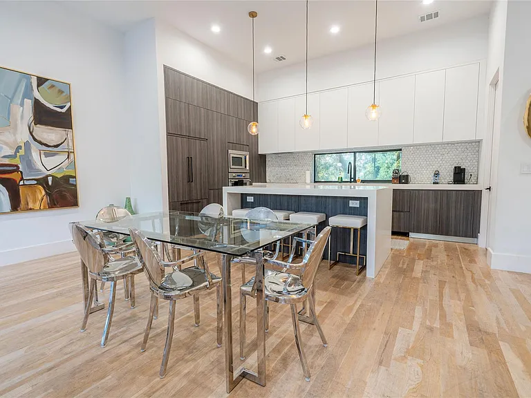 709 Memorial Heights Dr — Photo 12
