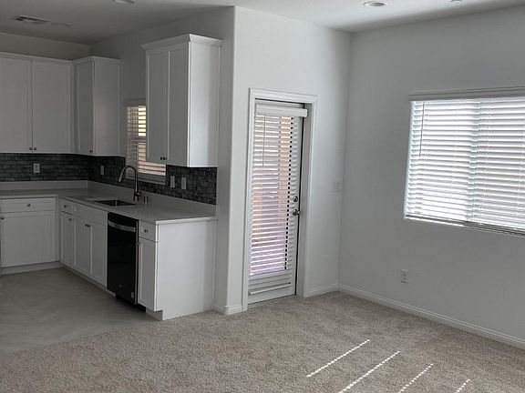 3rd image of 83 Ella Ashman Ave