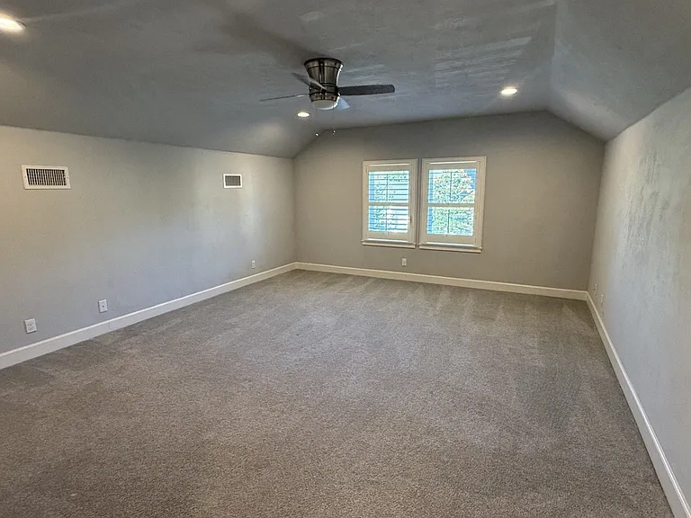 636 SW 128th Ter — Photo 22