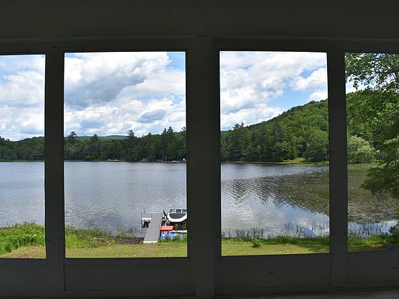 4th image of 225 E Stoner Lake Rd