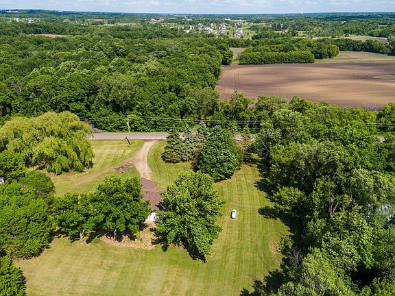 5th image of Park Dr
