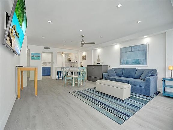 3rd image of 3430 Galt Ocean Dr APT 1504