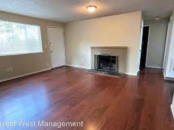 3rd image of 2815 E 19th St APT D