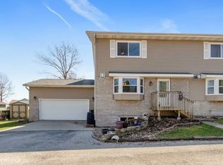 4311 Moira Ave SE UNIT 1, Iowa City, IA 52240
