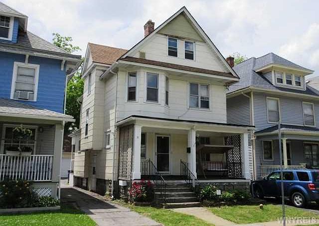 1st image of 31 Mayer Ave