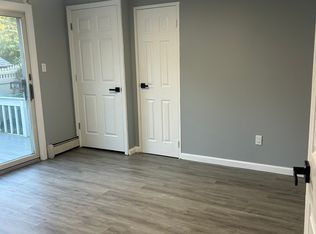 0 Trescott St APT DIX, Huntington Station, NY 11746