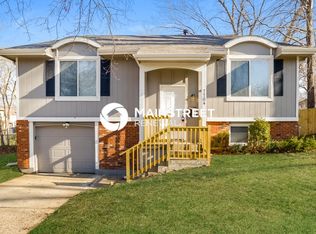 7704 E 119th Ter, Grandview, MO 64030